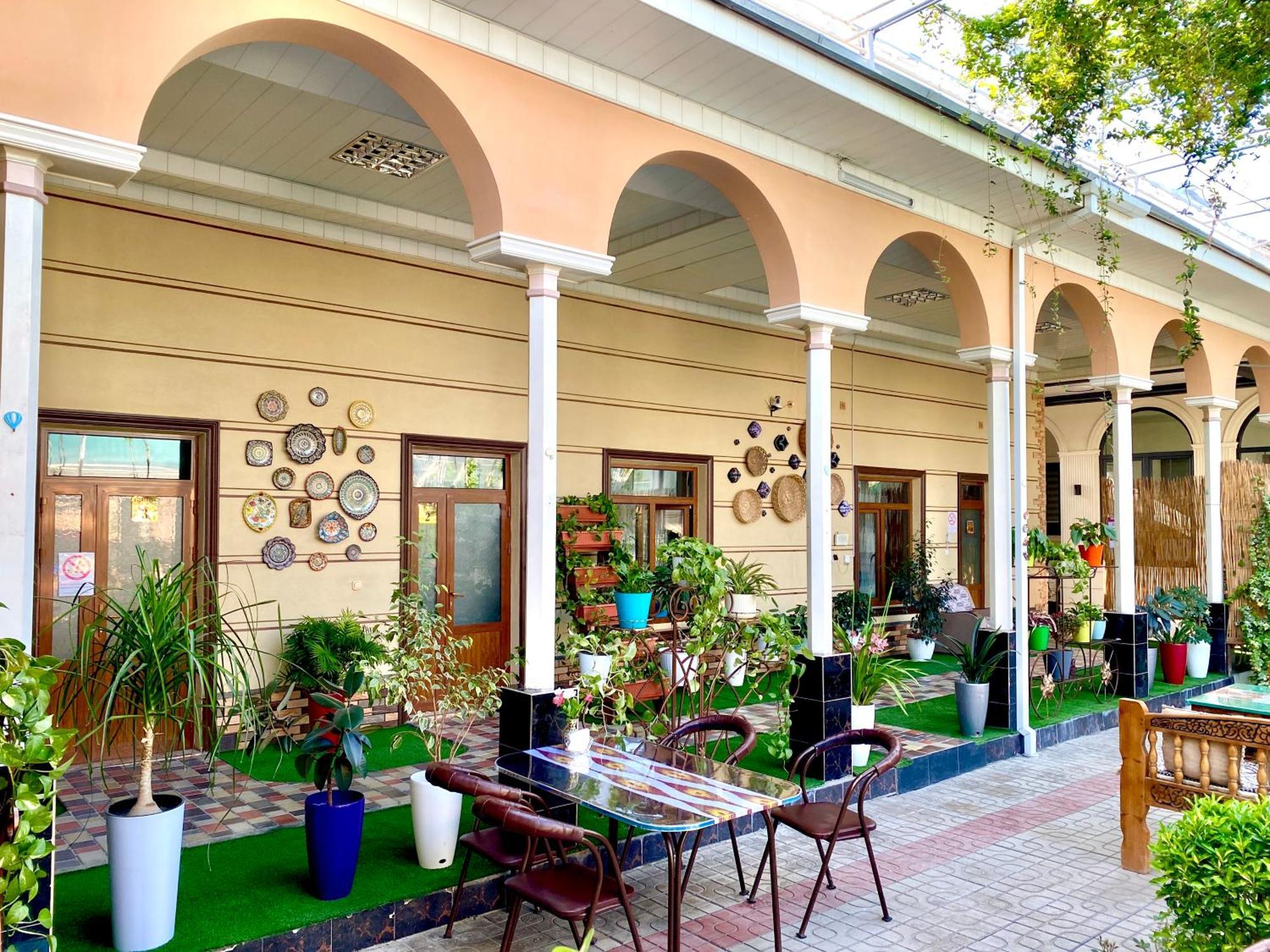 Evergreen Guesthouse Marghilon Exterior foto